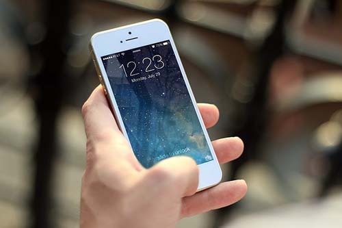 bedford-kitchen-remodeling-white-iphone